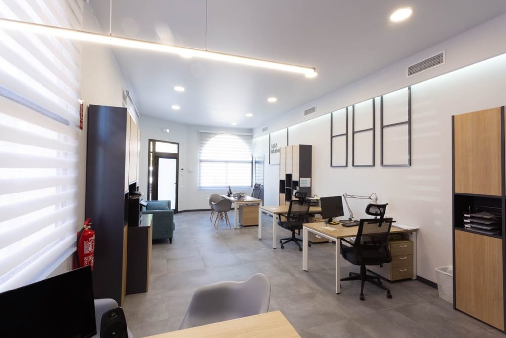 Adaptación de oficina con espacios coworking en Benidorm